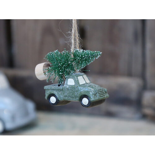 Auto mit Weihnachtsbaum Baumschmuck